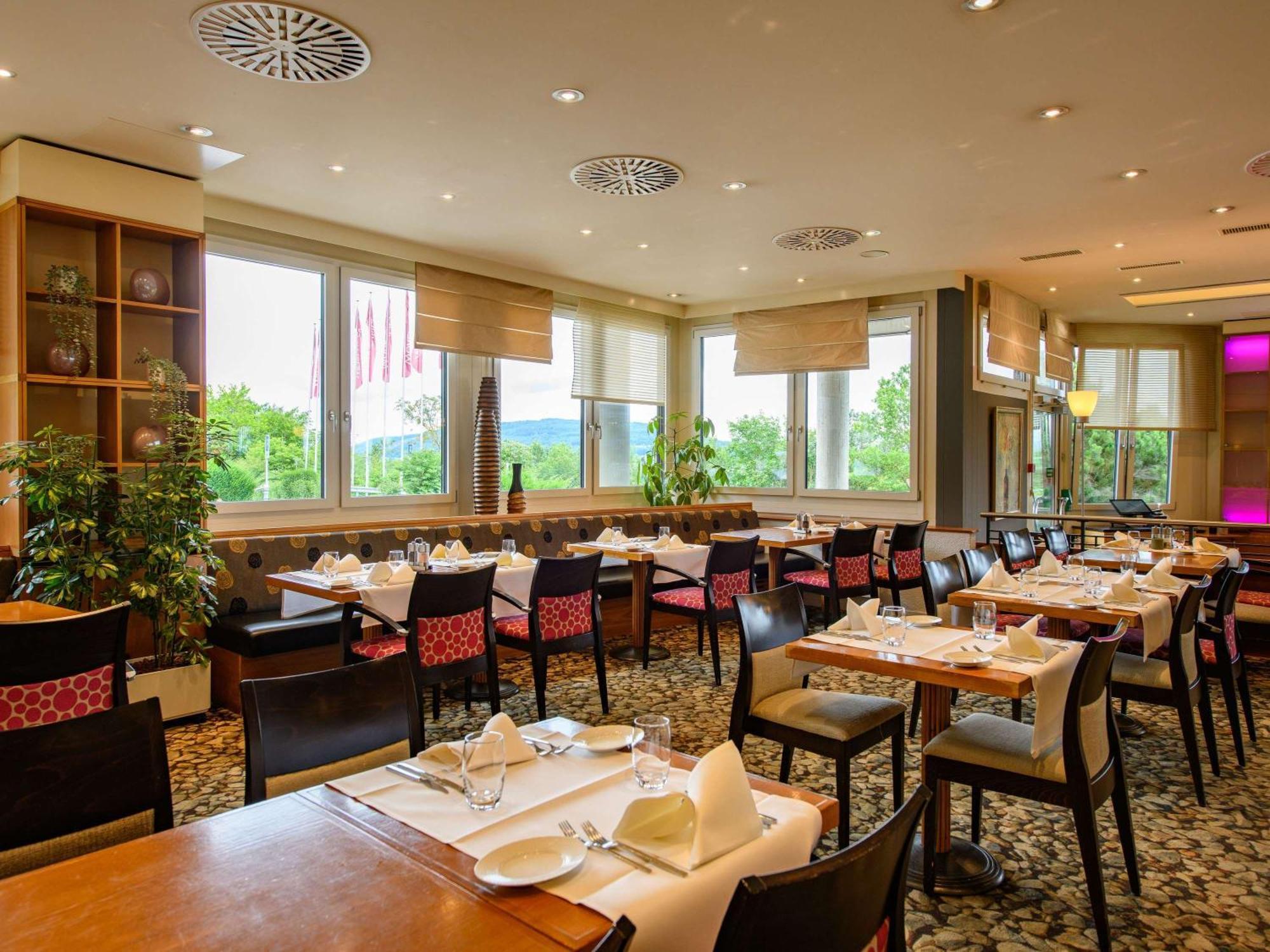 Moevenpick Hotel